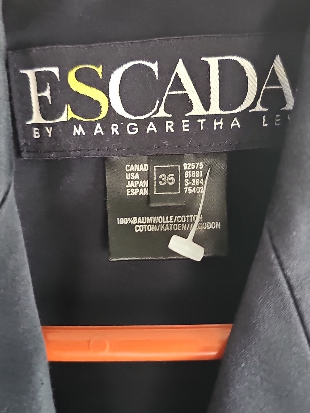 VINTAGE Escada Navy Short-Sleeve Structured Blazer - Size 36 - Picture 2 of 7